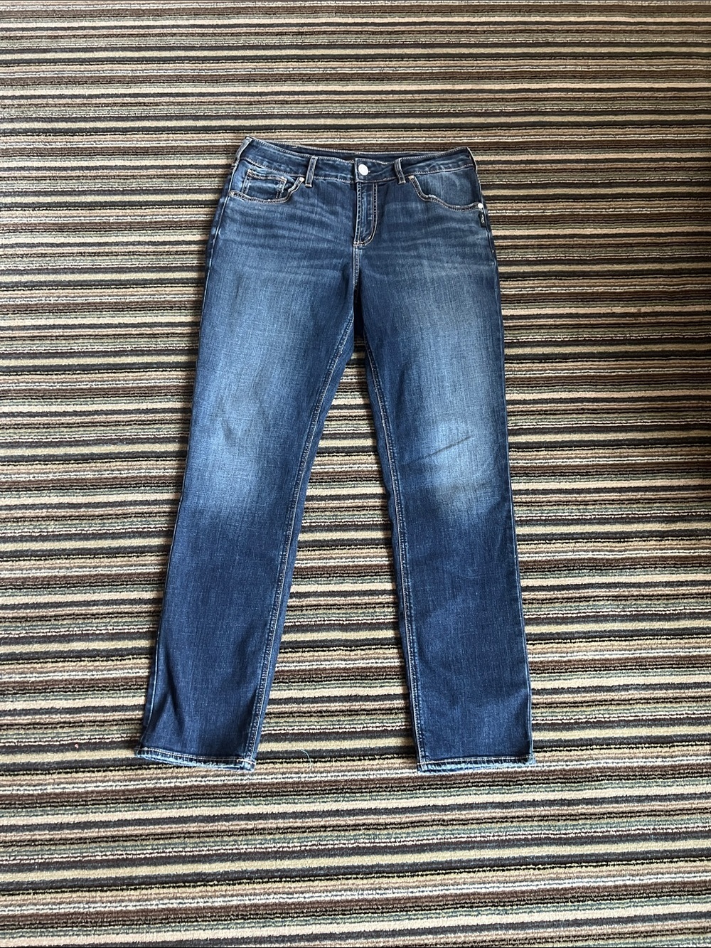 Silver Jeans Women's Avery Straight Leg Jeans